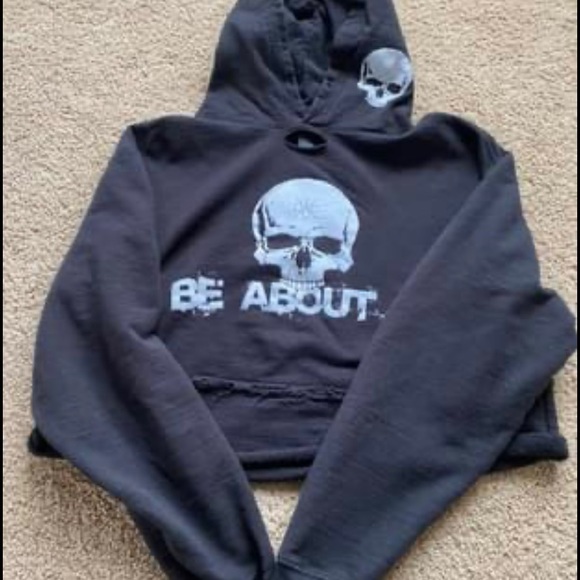 The Drive cropped hoodie - Picture 3 of 3